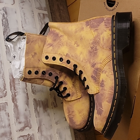 Dr. Martens Pascal Grunge Tie-Dye Combat Boots Size 8 - Picture 13 of 16